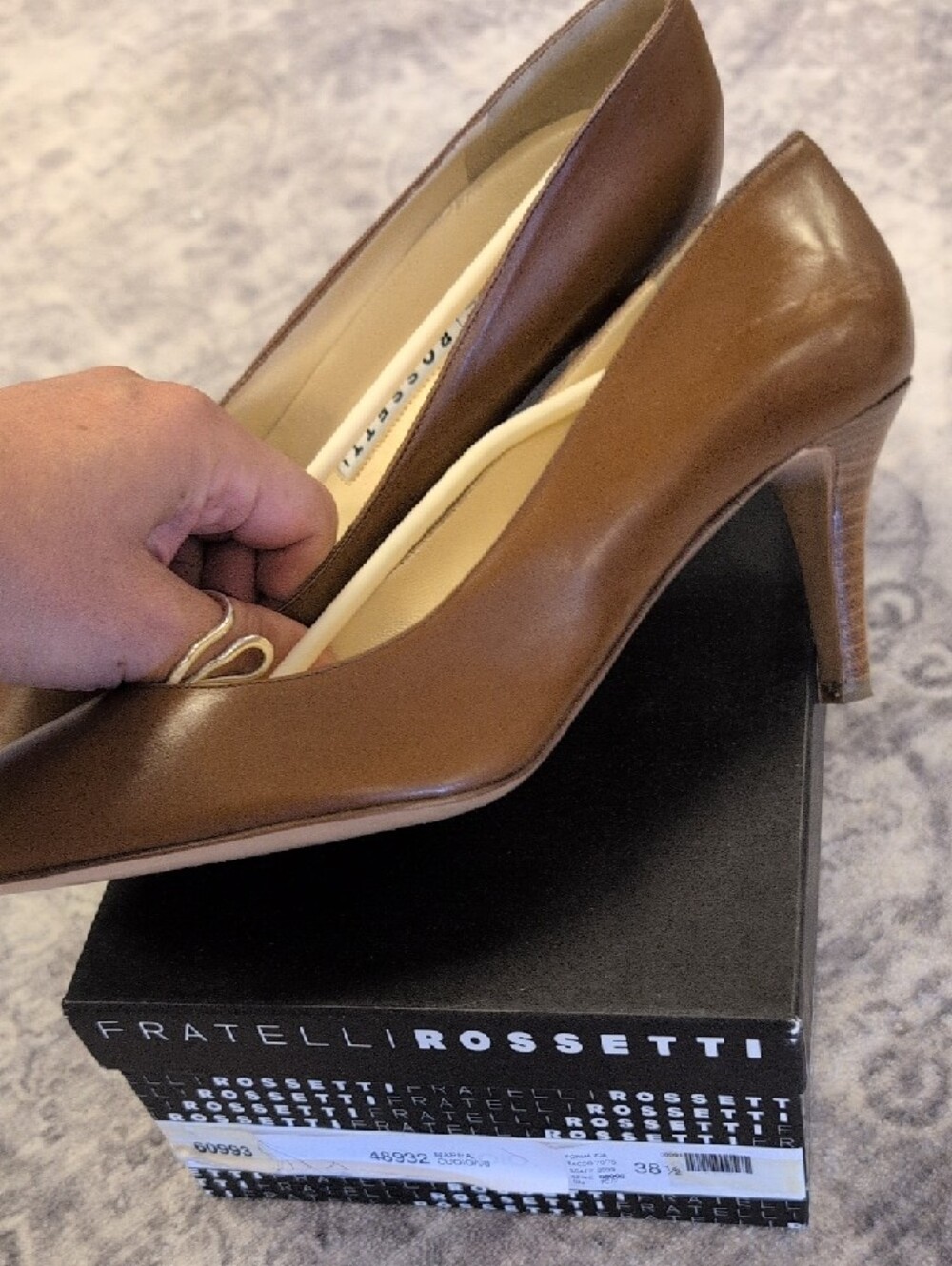 Fratelli Rossetti Chestnut Brown Leather Pointed Toe Pumps - Picture 4 of 10